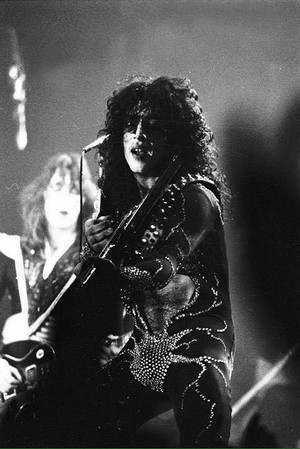  Paul ~Lakeland, Florida...December 12, 1976 (Rock and Roll Over Tour)