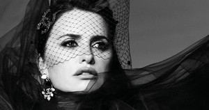  Penélope Cruz for Vogue Arabia (November 2021)