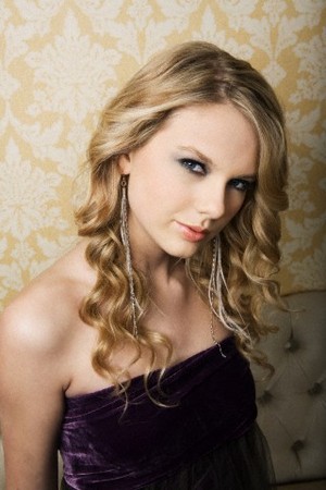  Taylor ~ Entertainment Weekly (2007)