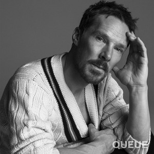  Benedict Cumberbatch door Inez and Vinoodh for Queue Issue 7