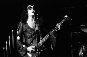 Gene (NYC) March 23, 1974 (KISS Tour) 