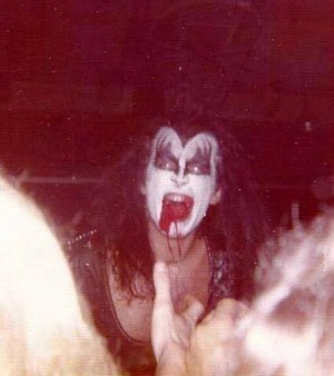  Gene ~Palantine, Illinois...April 19, 1975 (Dressed to Kill Tour)
