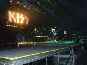 KISS ~Hollywood, Florida...March 17, 2011 (The Hottest Show on Earth Tour) 