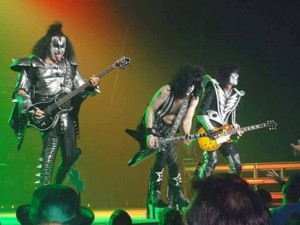  Kiss ~Hollywood, Florida...March 17, 2011 (The Hottest Показать on Earth Tour)