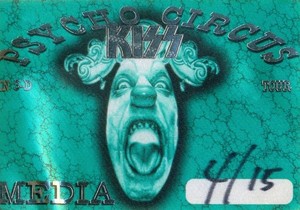  baciare ~Porto Alegre, Brazil...April 15, 1999 (Psycho Circus Tour)