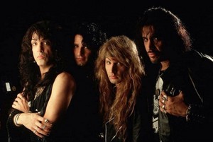  吻乐队（Kiss） (Southern 湾 Studios) Carson, California...April 4, 1992 | Video shoot for Unholy (Revenge)