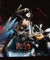 Paul and Ace ~Gothenburg, Sweden...March 4, 1999 (Psycho Circus Tour)  - kiss photo