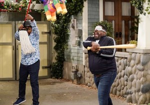 The Neighborhood ~ 3x18 "Welcome to the Surprise"