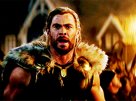  Thor: 사랑 and Thunder