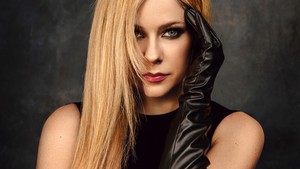  Avril Lavigne پیپر وال (2022)