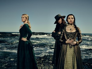 Black Sails - Season 3 Portrait - Eleanor Guthrie, Anne Bonny and Max
