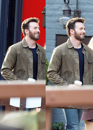  Chris Evans on the set of ‘Ghosted’ | May 04, 2022 • Washington, DC
