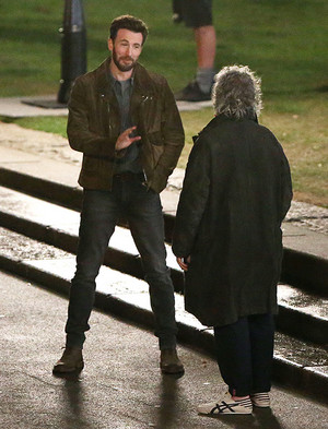  Chris Evans on the set of Ghosted in लंडन | May 2022