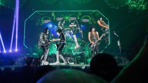 KISS ~Frankfurt, Germany...June 24, 2022 (End of the Road Tour)