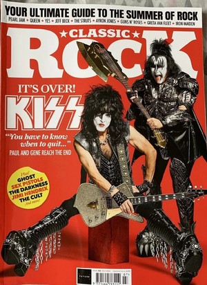  Paul and Gene | baciare | Classic Rock Magazine | UK 2022