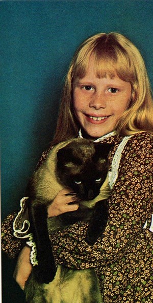  Amy Carter And Her Cat
