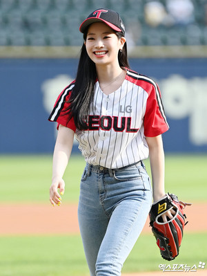 Dahyun - LG Twins Baseball Game