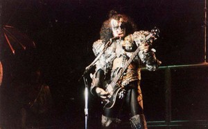  Gene ~Düsseldorf, Germany...September 12, 1980 (Unmasked World Tour)