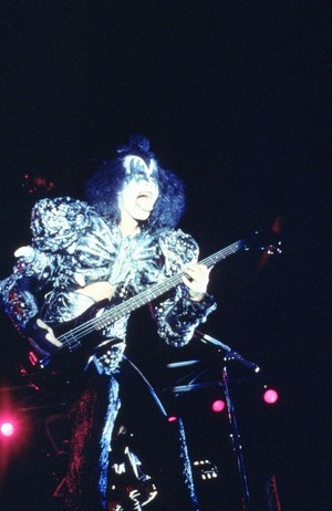  Gene ~Rome, Italy...August 29, 1980 (Unmasked Tour)
