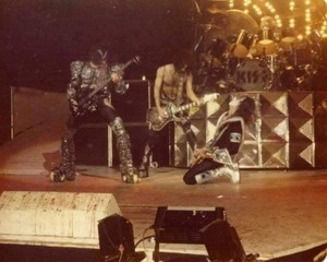  키스 ~Baton Rouge, Louisiana...August 18, 1979 (Dynasty Tour)