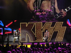  KISS ~Wantagh, New York...August 14, 2010 (Hottest دکھائیں on Earth Tour)