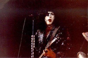 Paul ~Edmonton, Canada...July 27, 1977 (Love Gun Tour) 
