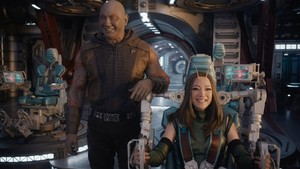  Mantis and Drax| Marvel Studios' Special Presentation: The Guardians of the Galaxy Holiday Special
