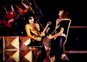 Paul and Ace ~Sydney, Austrália...November 21, 1980 (Unmasked World Tour)