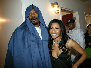  Snoop Dogg and Amerie