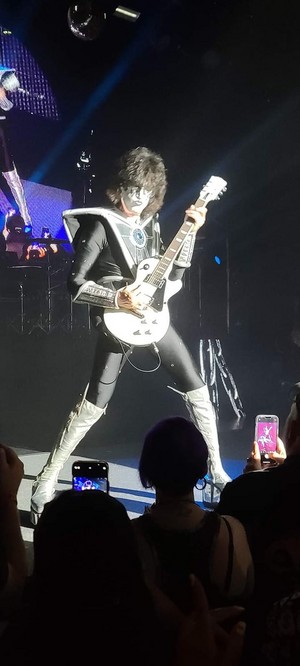  Tommy | kiss KRUISE XI (From Los Angeles to Cabo San Lucas) October 27, 2022
