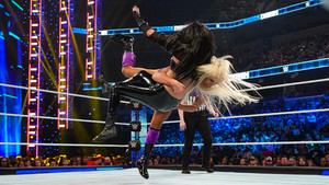  món ăn bơm xen, charlotte Flair vs Sonya Deville for the Smackdown Women's tiêu đề | Friday Night Smackdown | 1/6/23