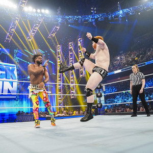  Drew McIntyre and Sheamus vs चोटी, शीर्ष Dolla and Ashante "Thee" Adonis | Friday Night Smackdown 2/10/23