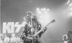  Gene ~Erie, Pennsylvania...January 24, 1976 (Alive Tour)