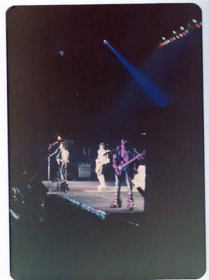  Ciuman ~Hollywood, Florida...January 3, 1978 (ALIVE II TOUR)