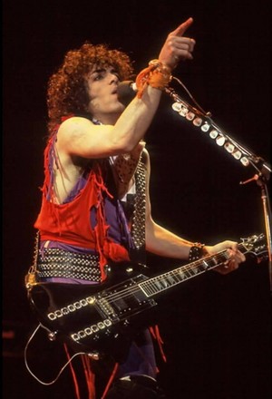  Paul ~Chicago, Illinois...February 15, 1984 (Lick it Up Tour)