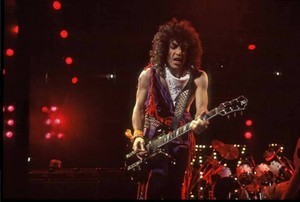 Paul ~Chicago, Illinois...February 15, 1984 (Lick it Up Tour)