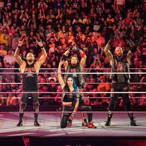  The O.C. | Mia Yim, AJ Styles, Luke Gallows, and Karl Anderson | Raw | December 19, 2022