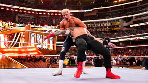  Roman Reigns vs. Cody Rhodes | Undisputed WWE Universal tajuk Match | WrestleMania 39