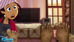 The Proud Family: Louder and Prouder - Grandma's Hands 586 