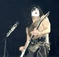 Paul ~Rosemont, Chicago...May 11, 2000 (Farewell Tour)  - kiss photo