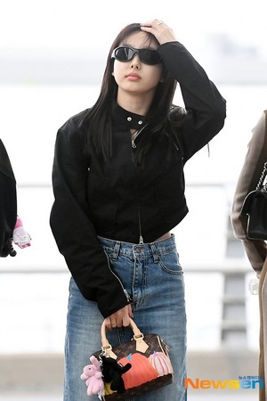 TWICE at Incheon Airport Departure to Sydney