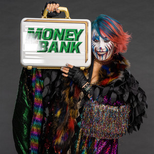  Asuka | WWE Superstars reunite with their Money in the Bank briefcases