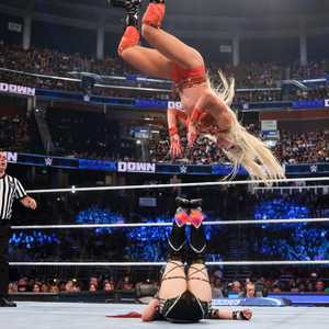  شارلٹ Flair vs IYO SKY | Friday Night SmackDown | July 21, 2023