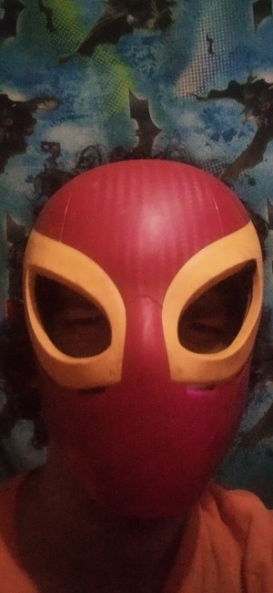 Ultimate Spider-Man (Iron Spider Mask)