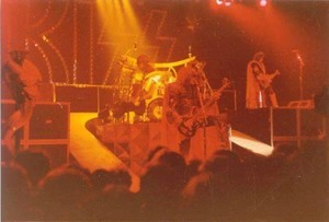  KISS ~Brussels, Bélgica...September 21, 1980 (Unmasked Tour)