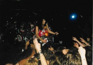 Paul ~London, England...August 16, 1988 (Crazy Nights Tour)