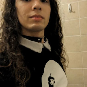 cosplayer with Creepy susie t shirt