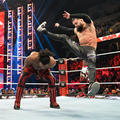 Xavier Woods vs Finn Bálor | Monday Night Raw | November 6, 202 - wwe photo