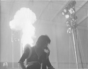  Ace ~Erie, Pennsylvania...January 23, 1976 (Alive Tour)