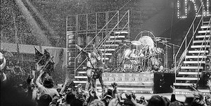 KISS ~Atlanta, Georgia...December 30, 1977 (ALIVE II Tour) 